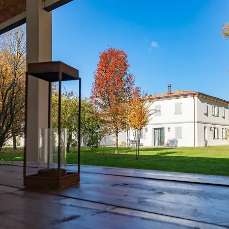 Saranto, Maison Du Charme - La Tua Oasi Nel Dell'emilia בית הארחה קארפי