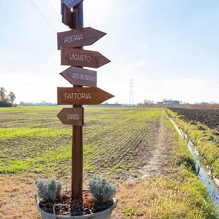 Saranto, Maison Du Charme - La Tua Oasi Nel Dell'emilia