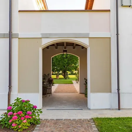 Saranto, Maison Du Charme - La Tua Oasi Nel Dell'emilia בית הארחה קארפי