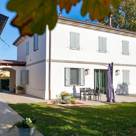 Saranto, Maison Du Charme - La Tua Oasi Nel Dell'emilia 3*